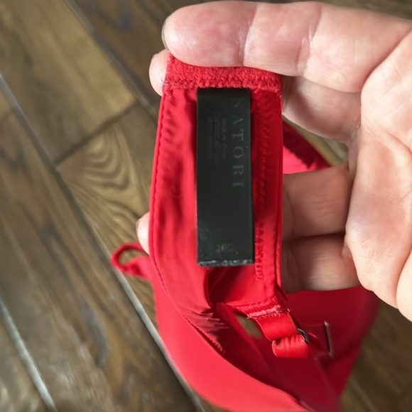 Natori Red Bra - Picture 5 of 5